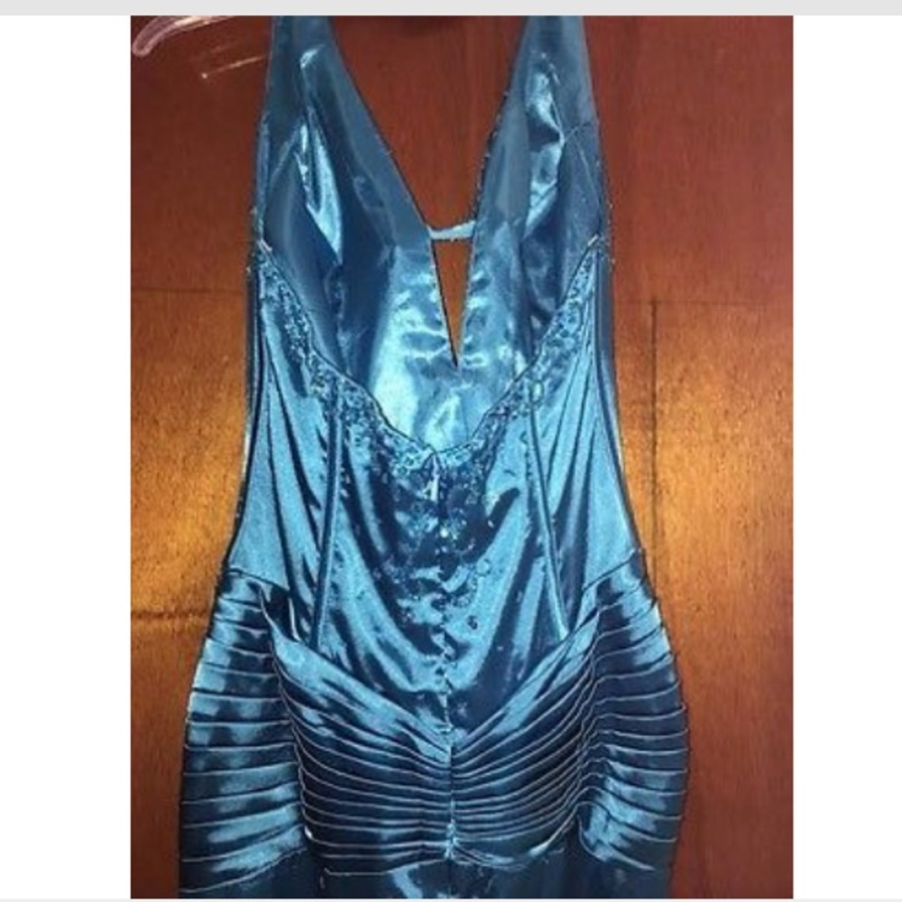 Prom dress - Picture 6 of 6